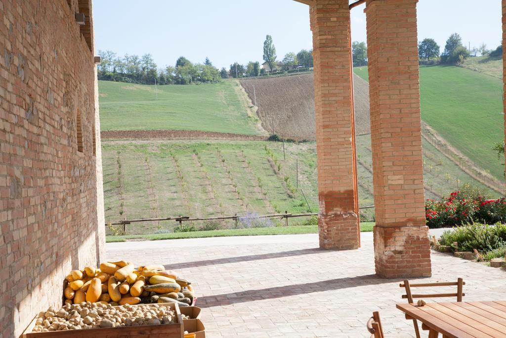 פידנצה Agriturismo Alba Del Borgo מראה חיצוני תמונה
