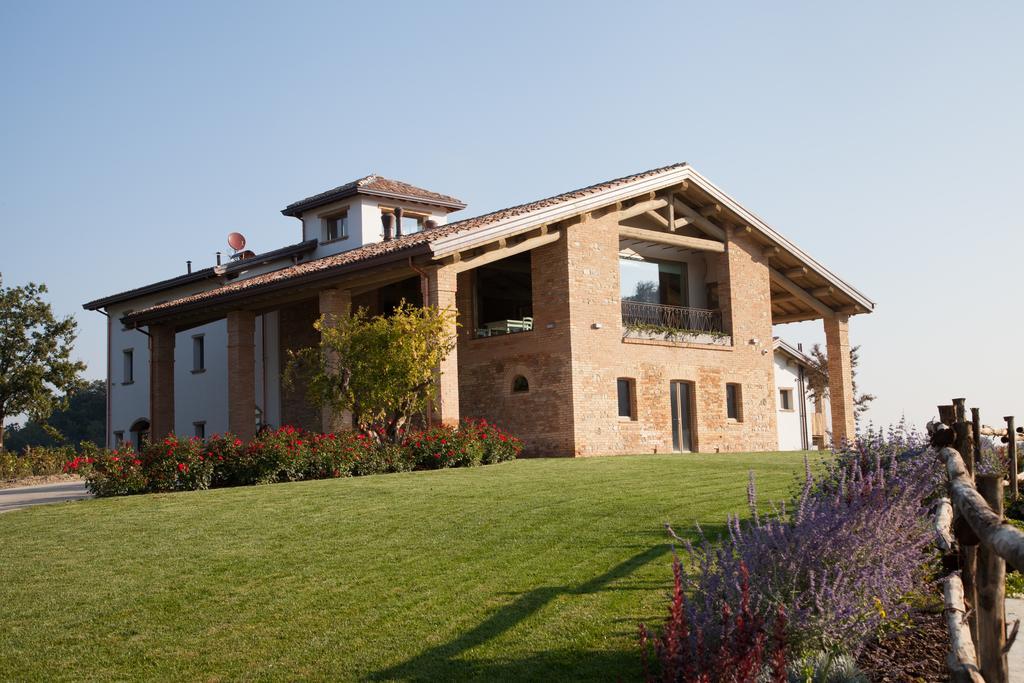 פידנצה Agriturismo Alba Del Borgo מראה חיצוני תמונה