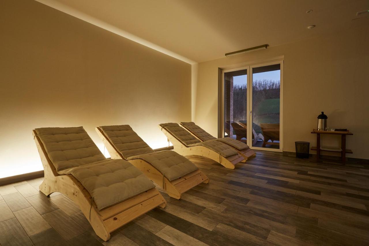 פידנצה Agriturismo Alba Del Borgo מראה חיצוני תמונה